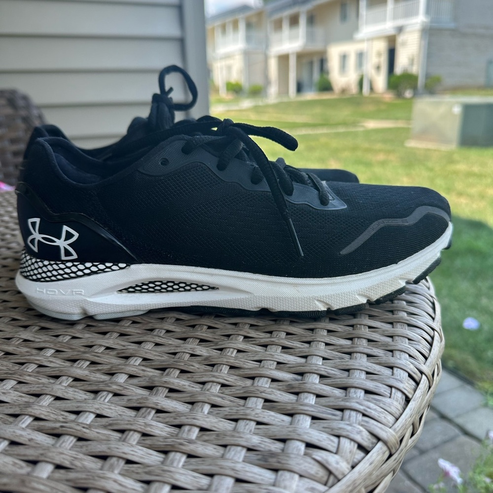 Under Armour HOVR sneaker